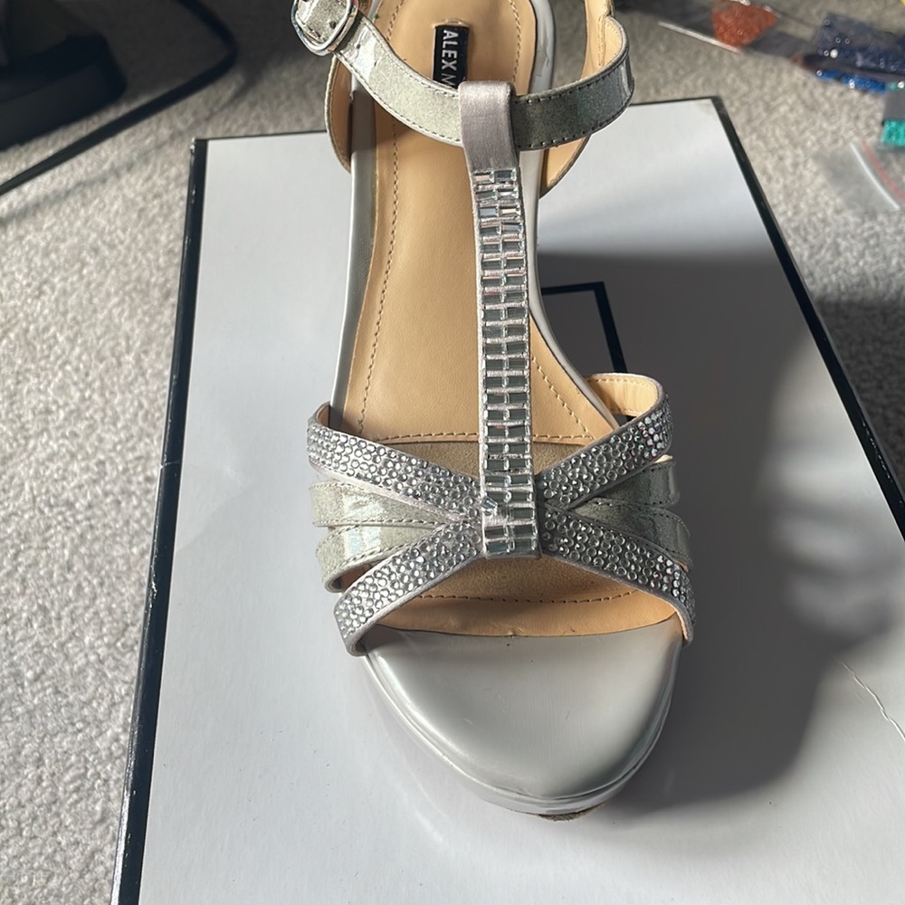 Wedges - Picture 3 of 7